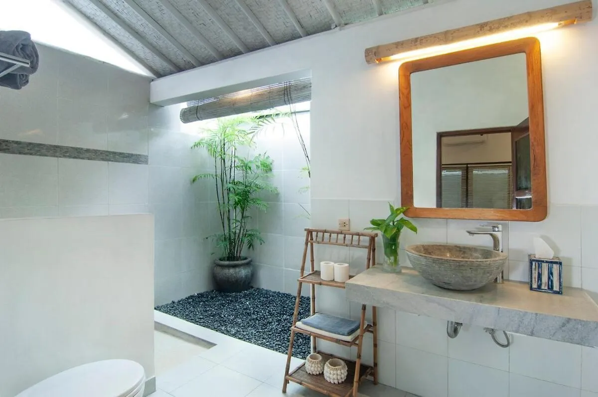 Amazing 1 Bedroom Villa Private Pool Walk To Beach Seminyak