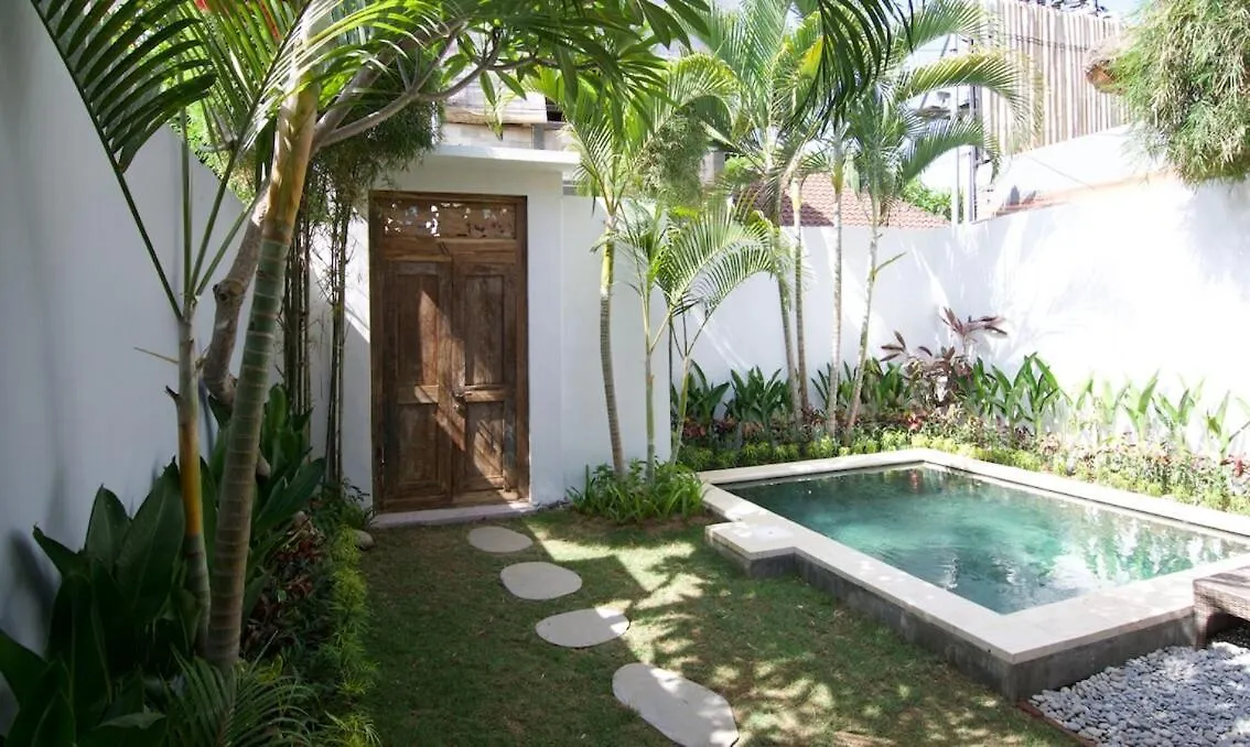 Amazing 1 Bedroom Villa Private Pool Walk To Beach Seminyak 0*,  Indonesia